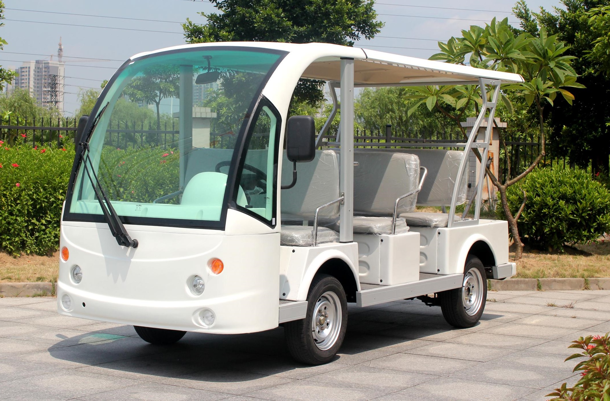 長沙石燕湖生態(tài)公園電動觀光車