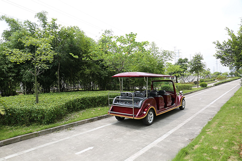 國(guó)賓11座老爺車BACK.jpg